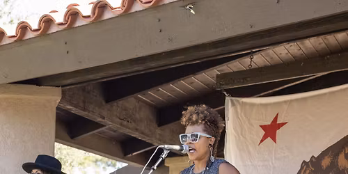 Pulp Vixen rocks Harry’s Nightclub