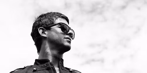 Jason Delphin LIVE at Currumbin RSL!