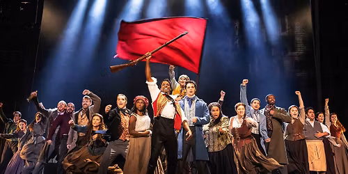 Les Mis\u00e9rables - Official