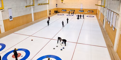 \u00d6PPET HUS 1 mars