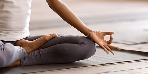 Yoga p\u00e5 en l\u00f8rdag 