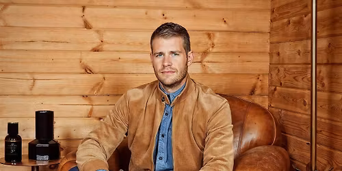 Les Eaux Primordiales mit Gr\u00fcnder Arnaud Poulain