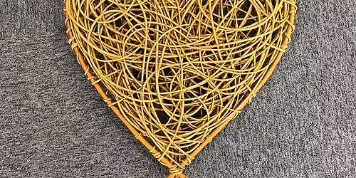 WILLOW WEAVING HEART - \u00a340.00