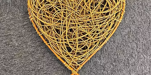 WILLOW WEAVING HEART - \u00a340.00