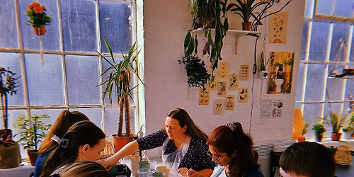 BRSHES, Christmas Inspired Into to Eco Resin Workshop!