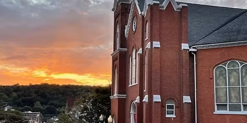 FREE CLOTHING CLOSET