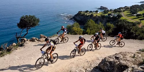 \u00cen aprilie: Pedal\u0103m la soare \u00een Cipru