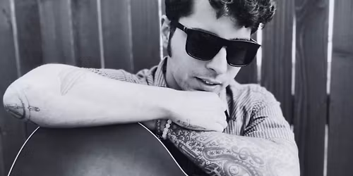 \ud83c\udf1f  JACOB AUGUSTINE \ud83c\udf1f Maven's Inn & Grill 