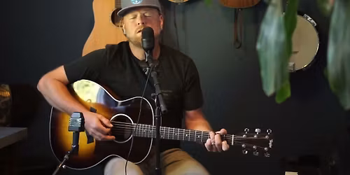 Live Music & Chirstmas Tunes- Dave Brendlinger