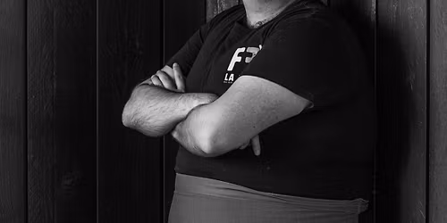 Regarde Moi ! Au del\u00e0 des quotas