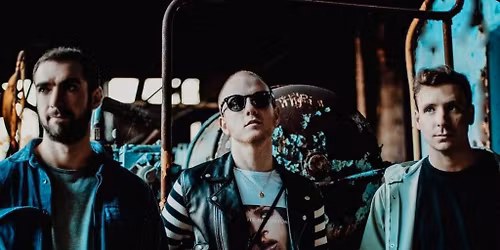 TWO DOOR CINEMA CLUB | ROMA SUMMER FEST