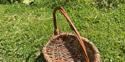 Learn to make a small garden trug basket.