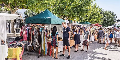 Lanterns & Laneways Pop-Up