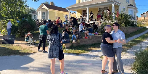 EXTRA: Pop-up! Sketching (and dancing) at Porchfest Omaha! Live music!