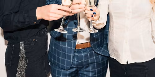 Social night: let's have some drinks