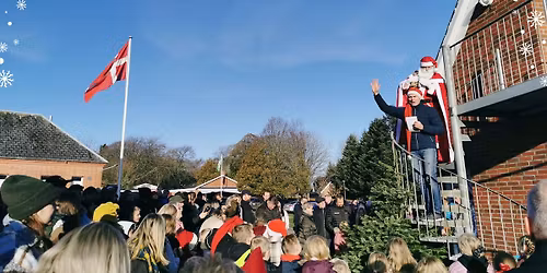 Julemarked p\u00e5 MOT Friskole 25