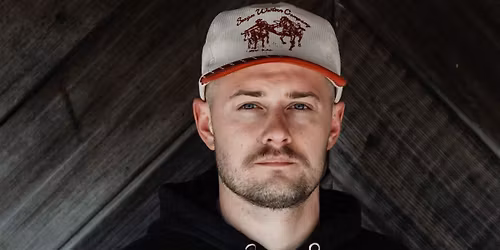 LIVE MUSIC with Reese Glover