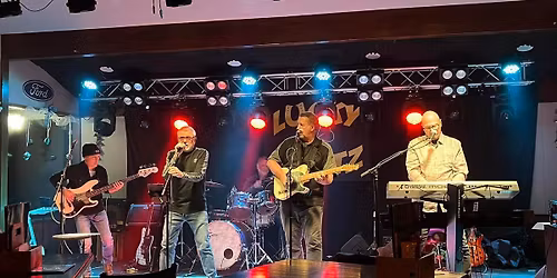 Rockin' the Lake Country at Stolley's Hogg Alley