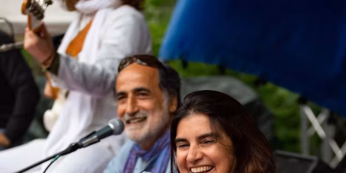 Satyaa & Pari in Berlin