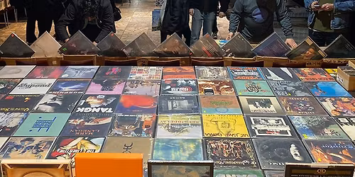 Burza vinylov\u00fdch platn\u00ed