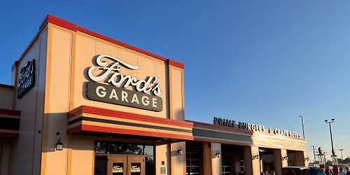 CVMC Cruise In At Ford's Garage