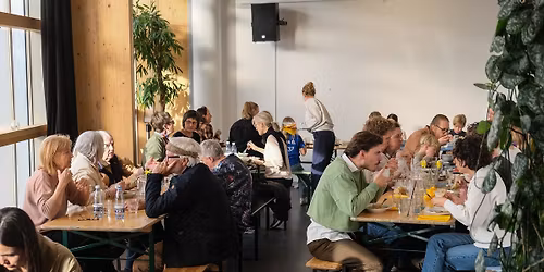 F\u00e6llesspisning i Prismen, d. 20. november