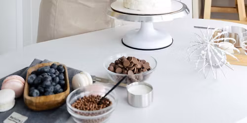 Spring into Beginner Cake Decorating | JC Community Class