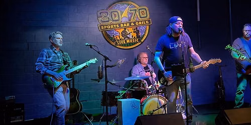 Hank Cramer IV @ 30\/70 Sports Bar & Grill