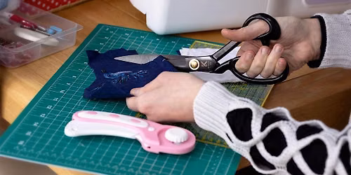 Upcycling workshop: make your own memory tote bag