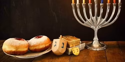 \u05d4\u05d3\u05dc\u05e7\u05ea \u05e0\u05e8 \u05e8\u05d0\u05e9\u05d5\u05df \u05e9\u05dc \u05d7\u05e0\u05d5\u05db\u05d4-\u05ea\u05dc \u05d0\u05d1\u05d9\u05d1