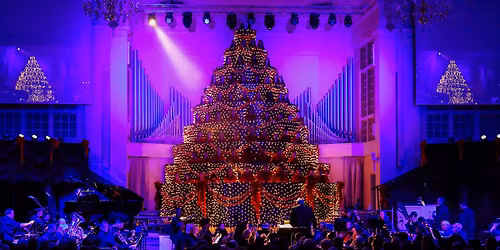 The Singing Christmas Tree
