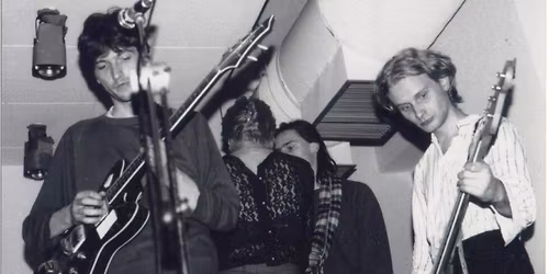 Ott torony volt: portr\u00e9film V\u00edg Mih\u00e1lyr\u00f3l (2022) || Rockfilmklub #32 - Vend\u00e9g: K\u00e9cza Andr\u00e1s