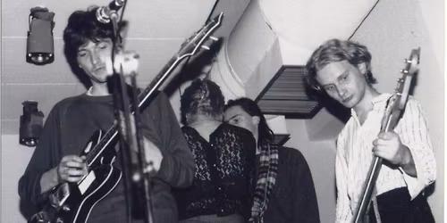 Ott torony volt: portr\u00e9film V\u00edg Mih\u00e1lyr\u00f3l (2022) || Rockfilmklub #32 - Vend\u00e9g: K\u00e9cza Andr\u00e1s