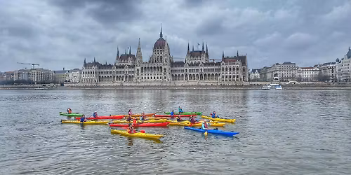 \u00c9vadnyit\u00f3 Budapest kajakt\u00fara.