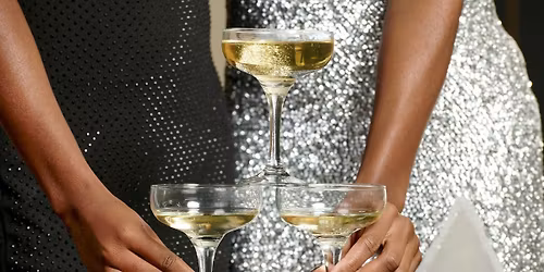 Cheers at the Pier - NYE Rooftop Disco