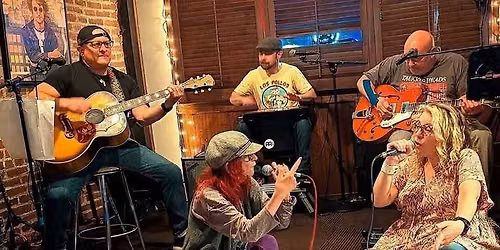 Acoustic Murder & The Murderette's @ Fibber McGee's