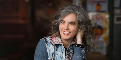 Cara Luft in Concert