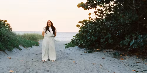 Gigi Perez in Melbourne