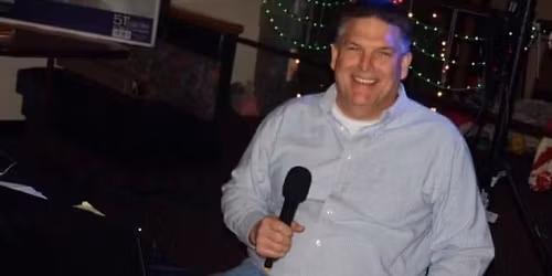 Karaoke & DJ w\/Joe Middleton