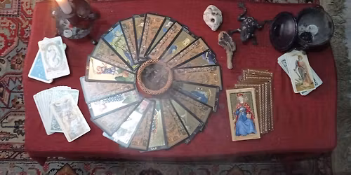 LA SENSIBILIT\u00c0 NELLA LETTURA DEI TAROCCHI