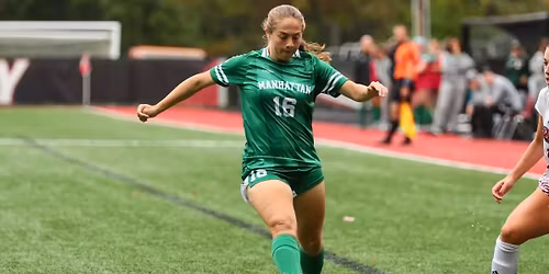 Parking Canisius Golden Griffins at Manhattan Jaspers Womens Basketball