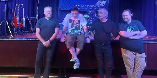 Four Chord Chaos Live in Squires Bar Wombwell