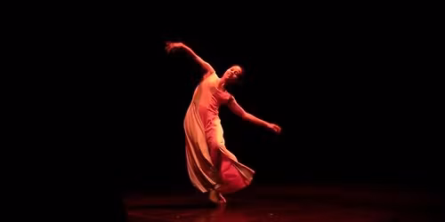 Dansf\u00f6rest\u00e4llning: Mitsangana