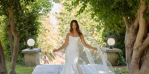 Essense of Australia Trunk Show!! 