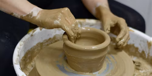 Pottery on the Wheel Monday Night: All Levels