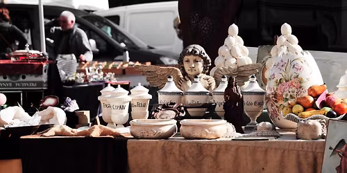 Liberty on the Lake Neighborhood Garage Sale