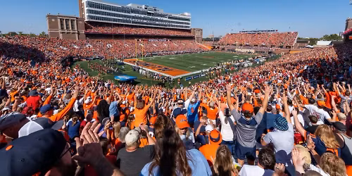 Parking Illinois Fighting Illini at USC Trojans Mens Basketball