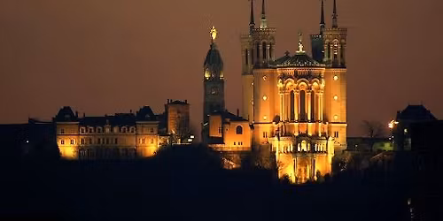 Adoration chant\u00e9e - Chorale du Doux C\u0153ur de Marie 