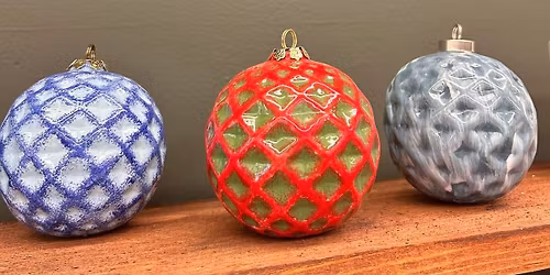 Paint A Vintage Inspired Christmas Ornament! 