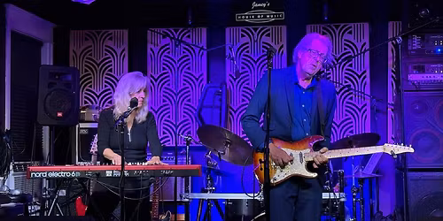 Bees Deluxe play Jamey's House of Music